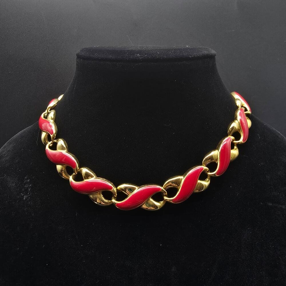 Red Enamel Gold Tone Chain Necklace Infinity Link 1980s VIntage Jewelry